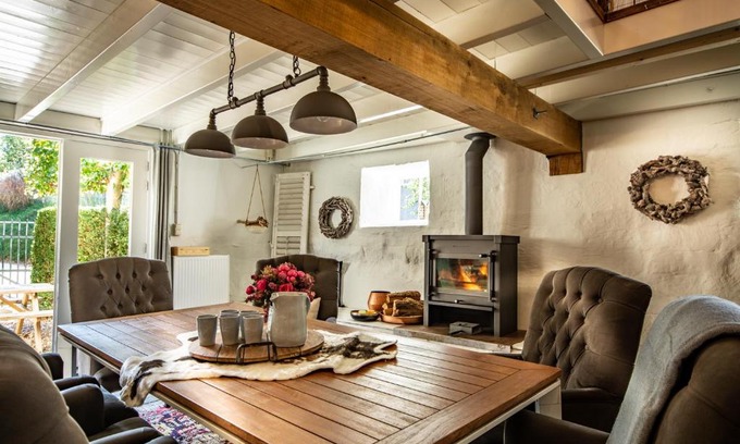 Arensgenhout House | Vakwerkloft