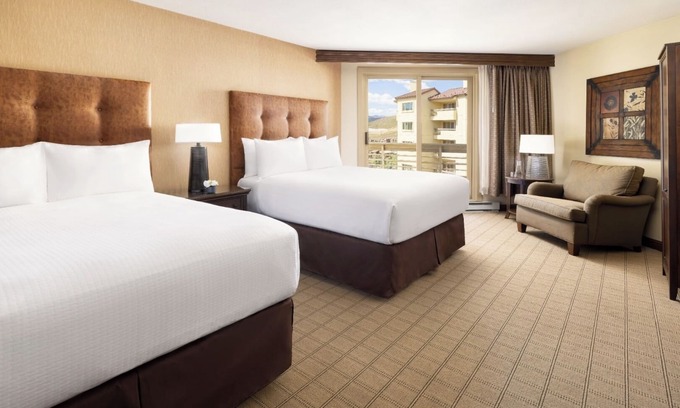 Crested Butte Hotel | Valley View Double Queen: Mountain Serenity & Pool Access in Crested Butte