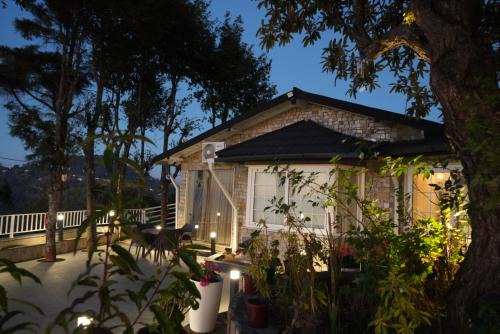 Mukteshwar House | Vanshivat Homestay