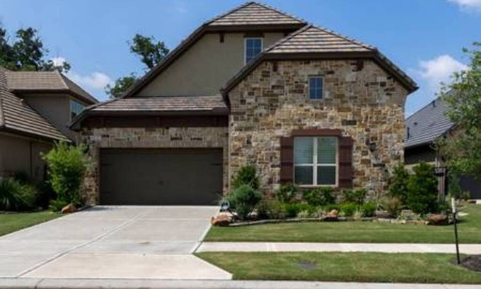 Sugar Land House | Very spacious, private location with open area, good for family travel