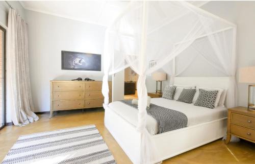Victoria Falls Villa | Victoria Falls Holiday Home