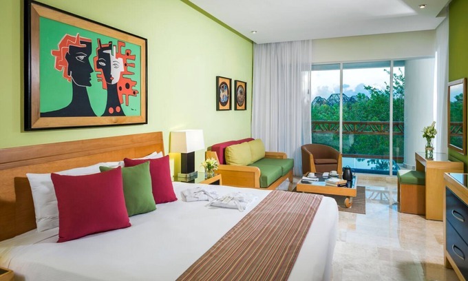 Playacar Resort | Vidanta Grand Mayan Two (2) Bedroom Suite