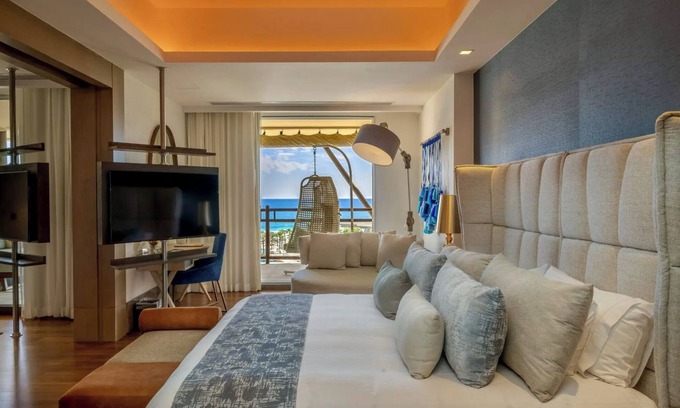 Campo de Golf Fonatur Resort | Vidanta Los Cabos, Grand Luxxe Celebrity Suite - 2 Bed/2Ba