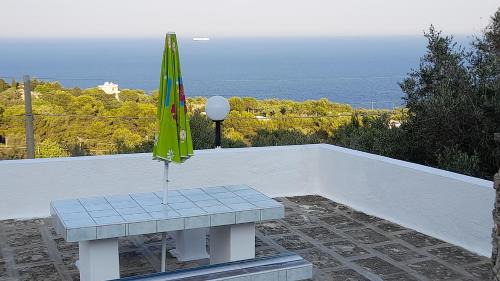 Alessano Apartment | Villa Biagio 1945 - doppio terrazzo panoramico vista mare immersa nella natura con parco giochi