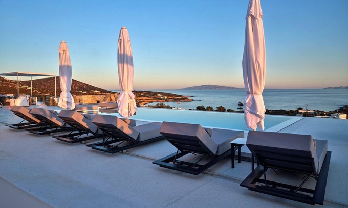 Paros Villa | Villa Costa Farangas with private pool close to the beach