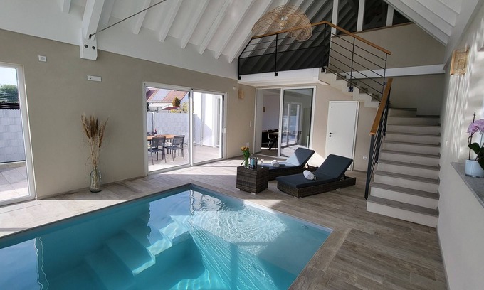 Munchhausen Villa | Villa Delta Spa Avec Piscine Intérieure et Baignoire Balnéo