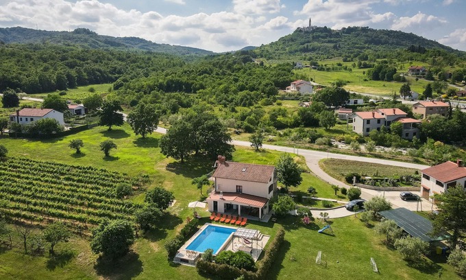 Pican House | Villa Emanuela by Interhome