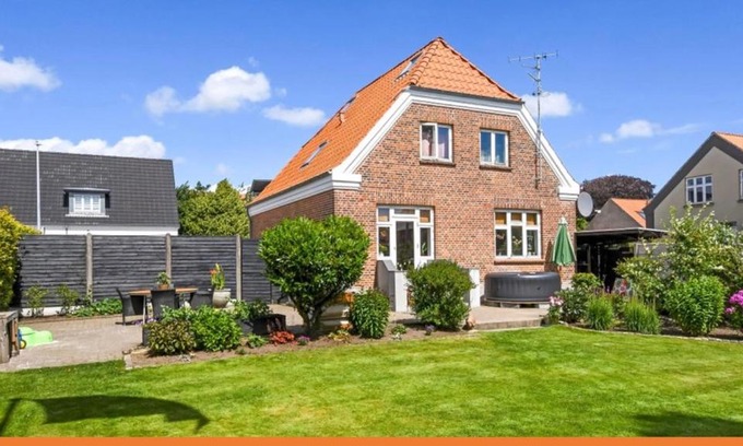 Herning Villa | Villa i Herning, 200 meter fra gågaden