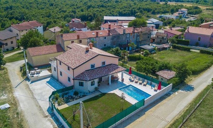 Nova Vas House | Villa in Brtonigla with Private Pool