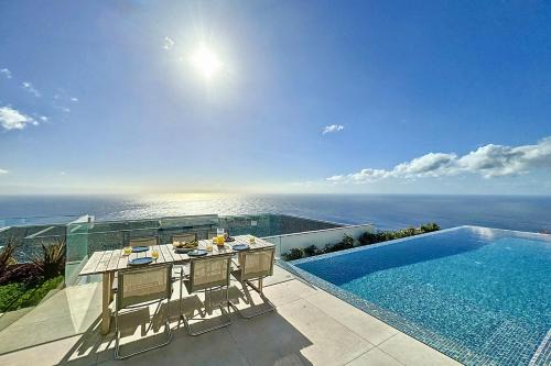 Prazeres Villa | Villa OceanAIR by LovelyStay