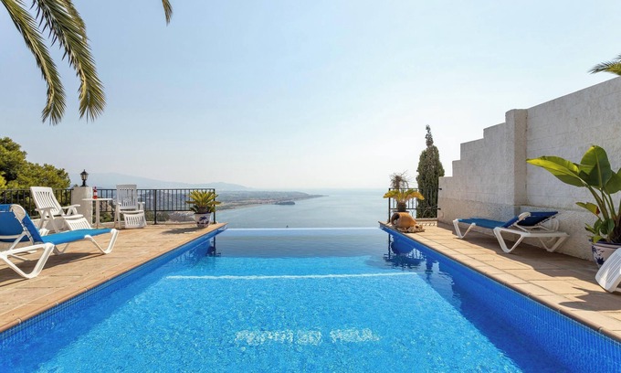 Salobrena Villa | Villa 'Paraíso Azul' with Sea Views, Wi-Fi and Air Conditioning