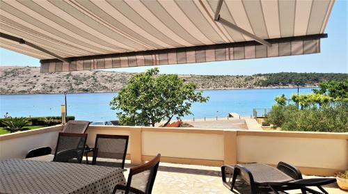 Barbat na Rabu Apartment | Villa Petra