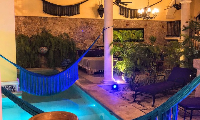 Centro House | VILLA ROMANTICA. A TRUE COLONIAL MASTERPIECE. NEAR TO RESTAURANTS AND MUSEUMS
