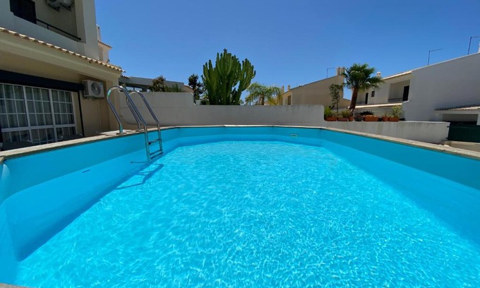 Urbanizacao dos Calicos Villa | Villa Rosa H7A