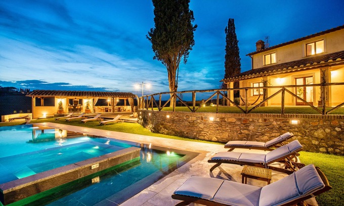 San Gimignano Villa | Villa Sarah Luxury Villa a San Gimignano 5 room en suite swimming pool spa