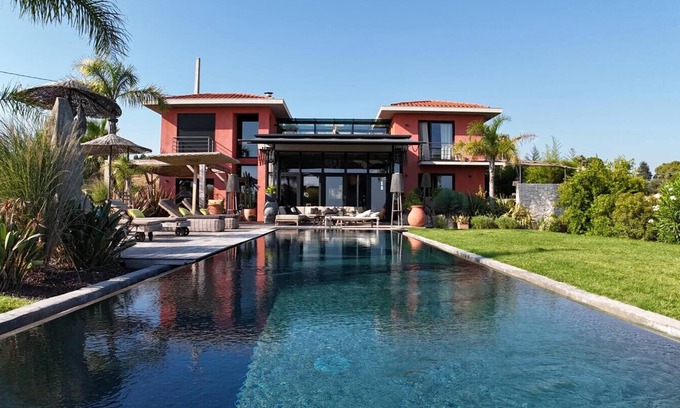 Nice Villa | VILLA SUNSET VI4236 By Riviera Holiday Homes