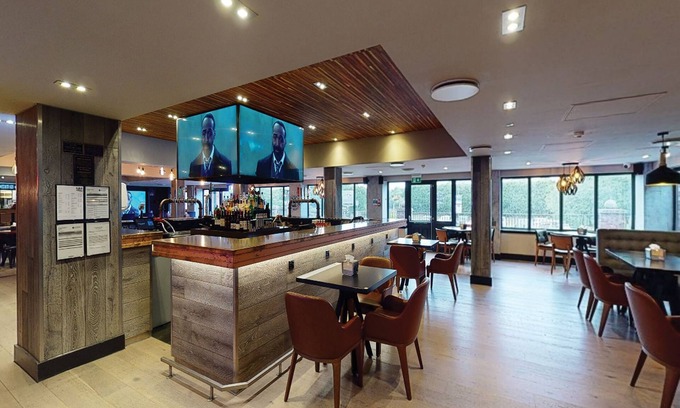 Warrington Hotel | Village Hotel Warrington