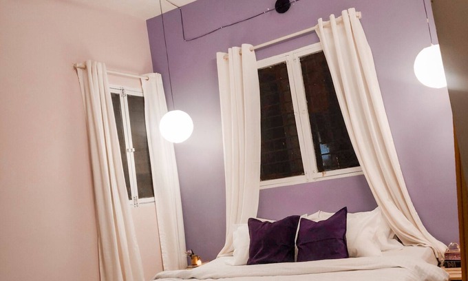 Domlur Apartment | Vintage Home with Cozy atmosphere & lush green views