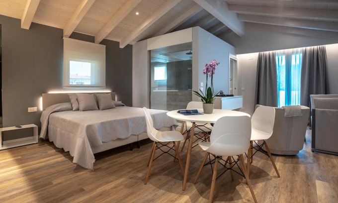 Desenzano del Garda Hotel | Viola Relais