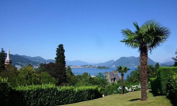 Carciano Apartment | "Vista Castello" - Apartment with sea and panoramic views! WIFI + garage