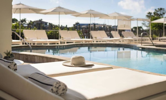 St. Pete Beach Hotel | Wagging Tails Welcomed! 2 Family-friendly Units! Onsite Parking, Pool!