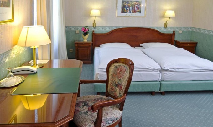 Troisdorf Hotel | Wald-Hotel
