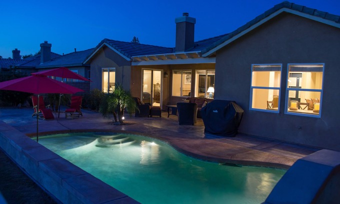 Indio House | Walk to Caochella, Beautiful home on the golf course, Private pool, Sleeps 10