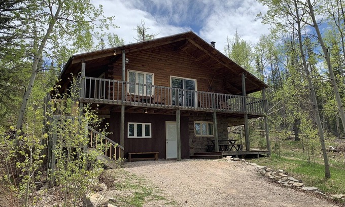 Lead Cabin | Walk to the slopes! Gold Claim Lodge is your home away from home on Terry Peak!