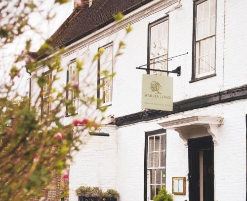 Shepperton Hotel | Warren Lodge