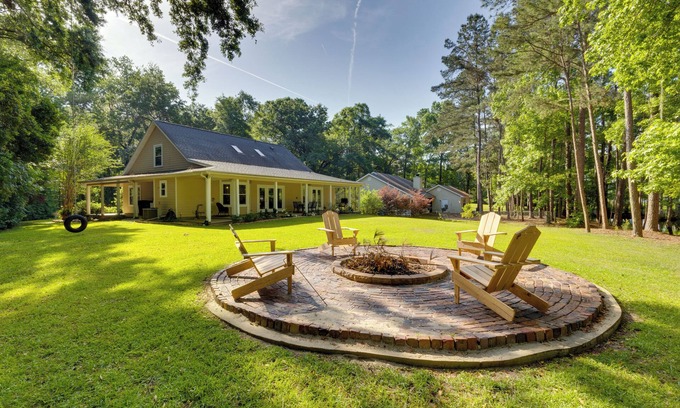 Tallahassee House | Waterfront Home w/Fishing Dock in Tallahassee!