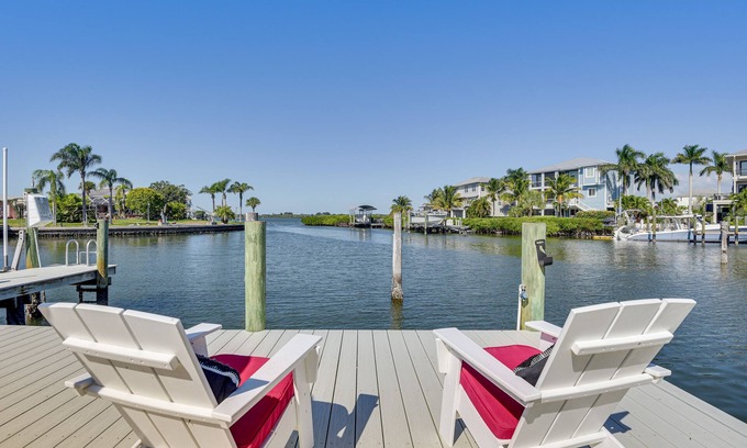 Memphis House | Waterfront Palmetto Home w/Private Pool & Dock!