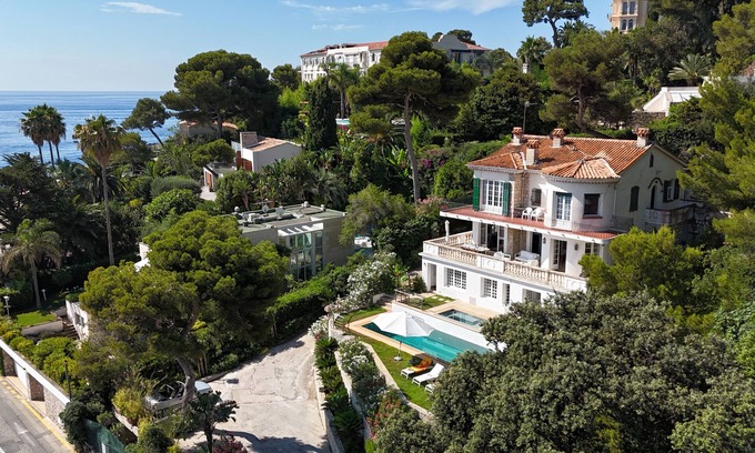 Le Larvotto Villa | Waterfront Villa on peninsula 5 to 10 min Monaco