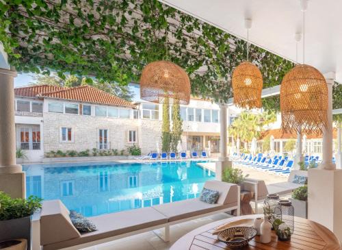 Supetar Resort | Waterman Svpetrvs Resort - All Inclusive
