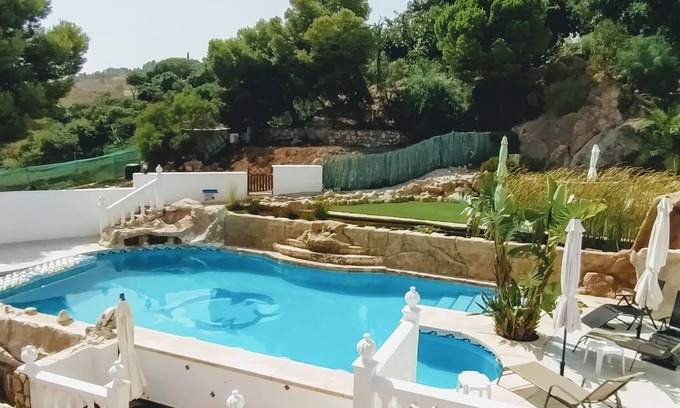Salobrena Villa | We live in paradise and we want to share it with you.