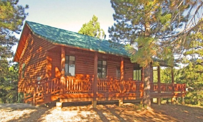 Long Valley Junction Cabin | Welcome home! Your base for Zion, Bryce, Duck Creek
