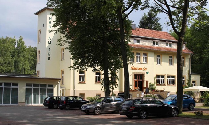 Arendsee Hotel | Wellness- & Sporthotel Haus am See