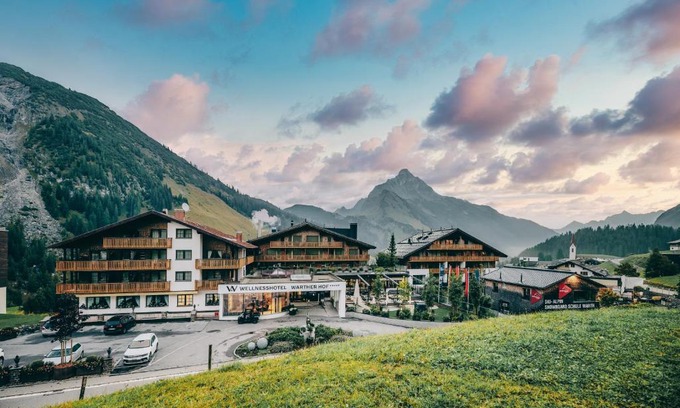 Warth Hotel | Wellnesshotel Warther Hof