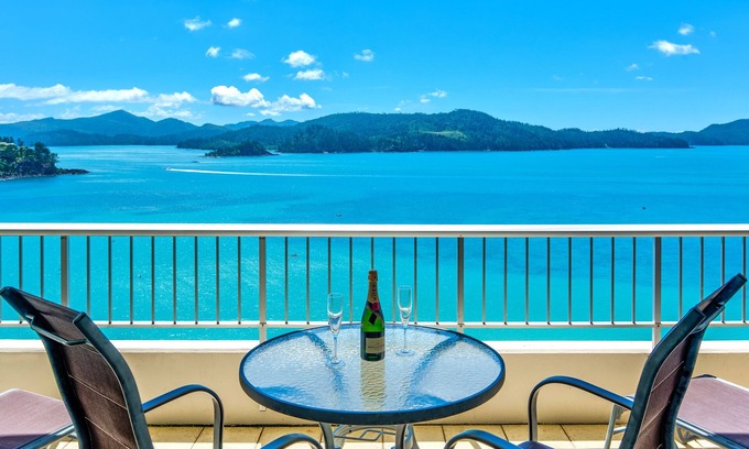 Hamilton Island Apartment | Whitsunday Apartment East 1304
