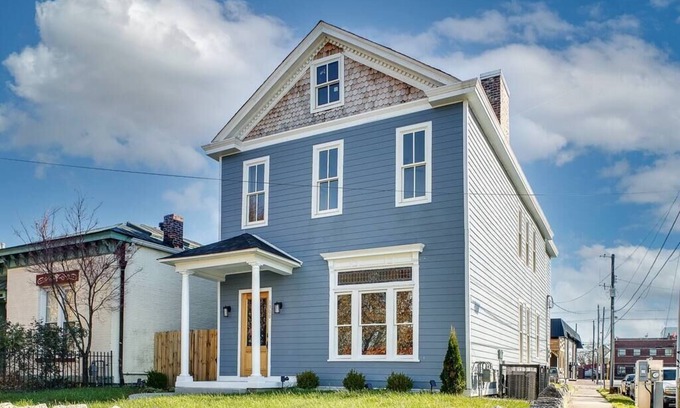 Butchertown House | WHOLE HOUSE-Large Group | Modern | Nulu