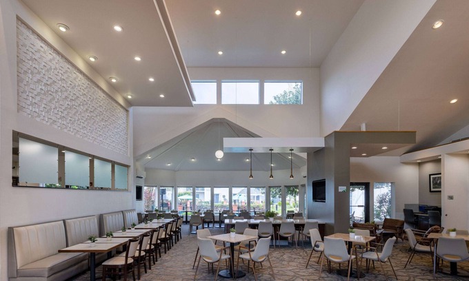 Valdosta Hotel | Wingate by Wyndham Valdosta/Moody AFB