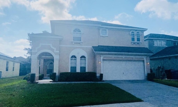 Haines City House | Wonderful towerlakes five bed, five bath pool home with game room