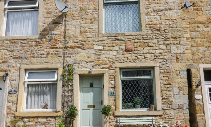 Skipton House | Woodman Cottage