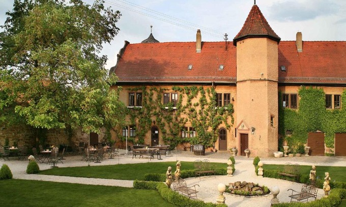 Neuses am Sand Hotel | Worners Schloss Weingut & Wellness-Hotel