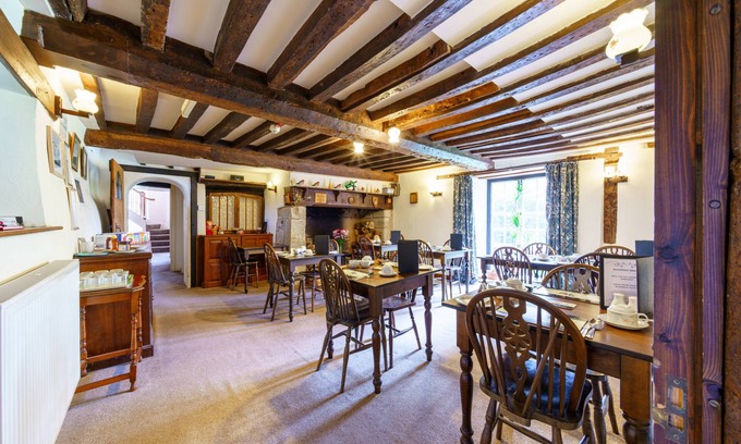 Taunton Bed & Breakfast | Yallands Farmhouse