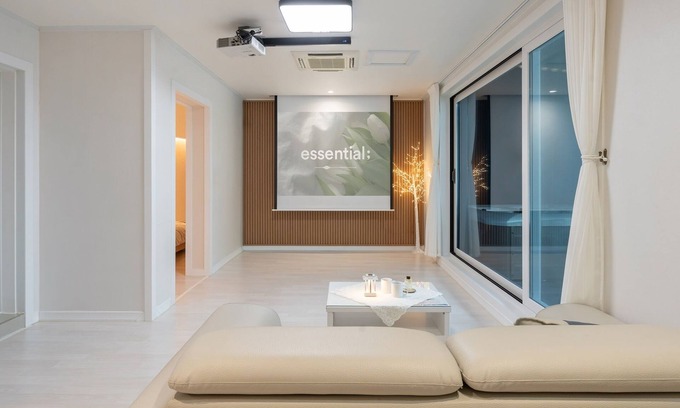 Yeongwol House | Yeongwol You and I Spa Pension