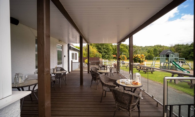 Margam House | Ynys Arms