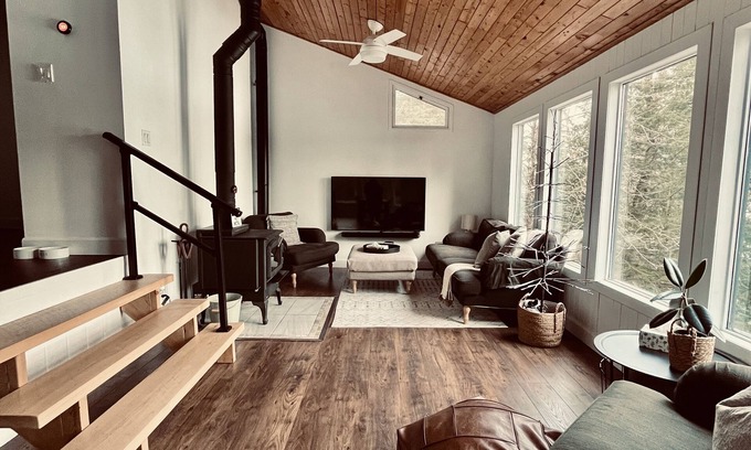 Irondale Cabin | Yogi's Lakefront Cabin