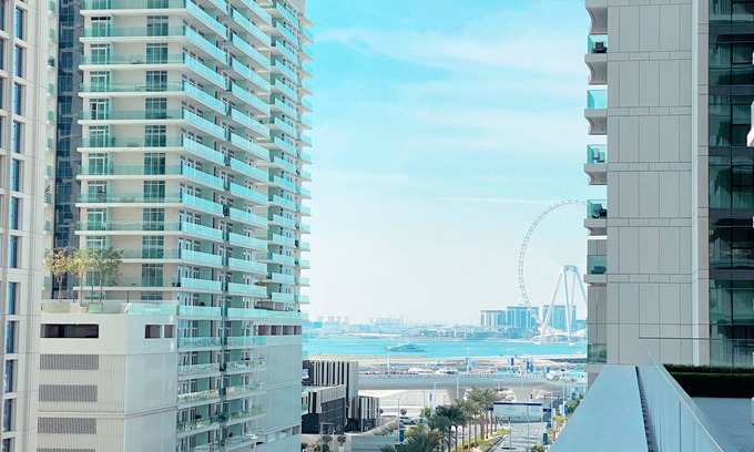 Dubai Marina Apartment | YOUR STAY Apartments Luxury Beachfront Living