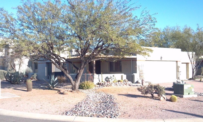 Gold Canyon House | Your Winter Home in Arizona! 2 Bedroom, 2 Bath Home. Golf, Mountains and Lakes!