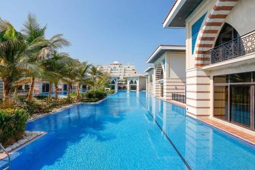 Palm Jumeirah Villa | Zabeel Saray Royal Residences Lagoon Villa